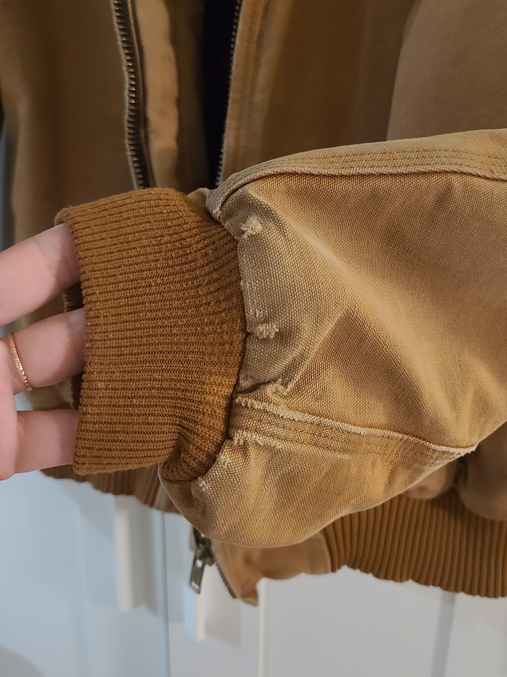Carhartt Tan Hooded Work Jacket with Red Plaid Lining - Picture 7 of 8